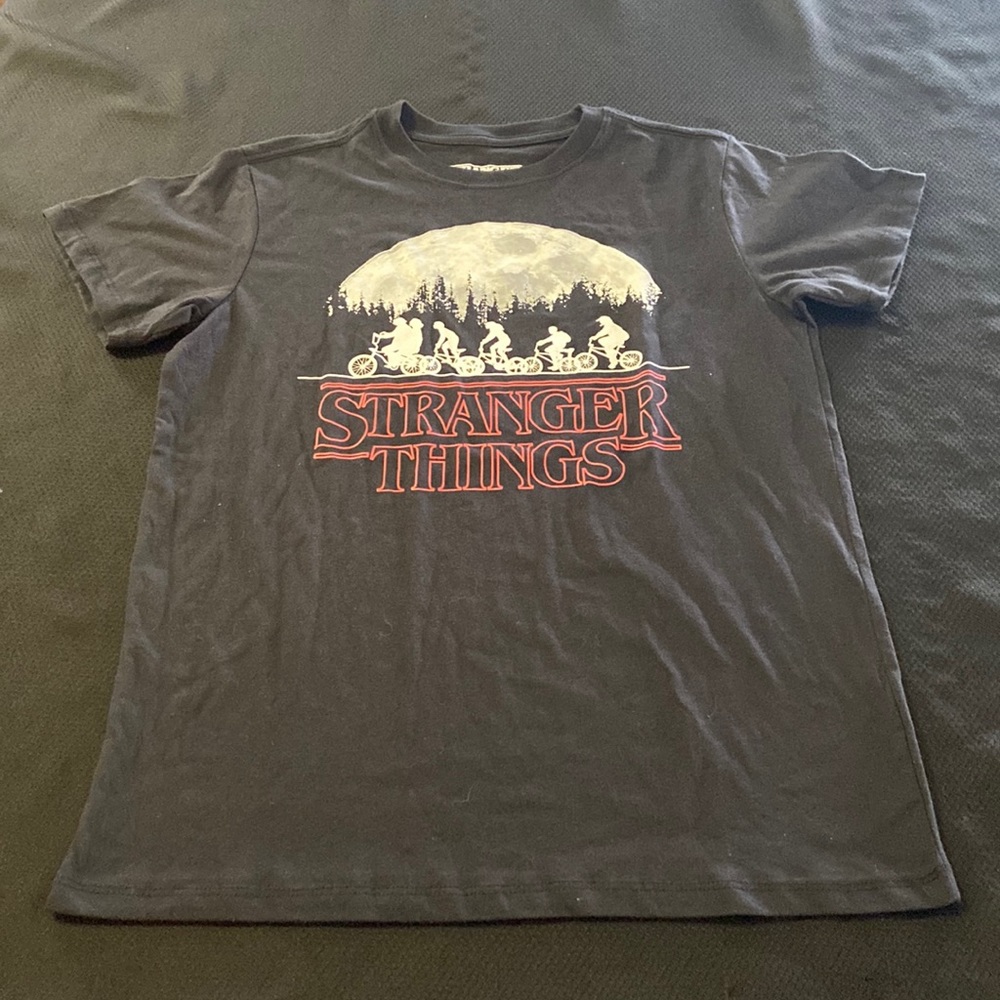 Stranger Things Kids Small Tee. Preowned.